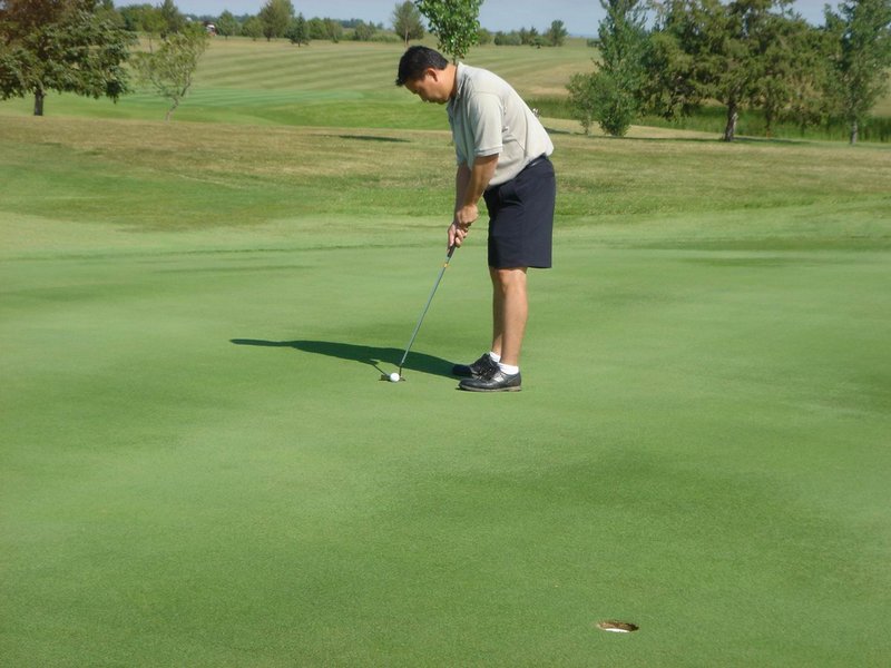 2004/07(July)/06(Golf-Fish-Lake)/800x600_2004-07-30 10-43-04.jpg